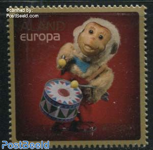 Europa, Old Toys 1v