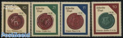Historic seals 4v
