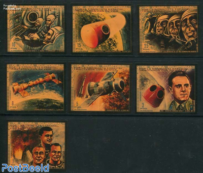 Astronauts 7v
