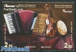Europa, music instruments booklet pair