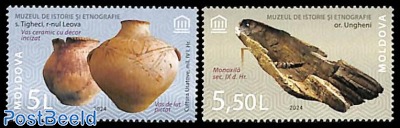 Treasures from the National Museum 2v